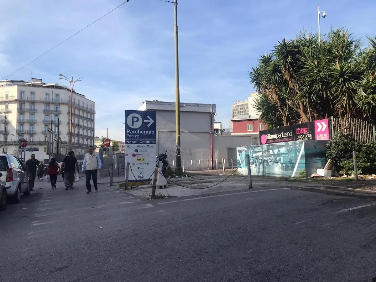Napoli Suite Station